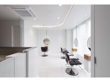 ユーフォルムギンザ(y-Forme Ginza)の雰囲気（2024年4月NEWOPEN☆歴20年の敏腕美容師がマンツーマンで施術◎）