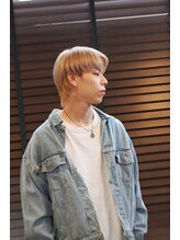 マキシム ナカイ(MAXIM NAKAI) Men’sブリーチベージュカラーマッシュウルフスタイル