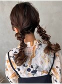 ツイン編み込みで華やかアレンジ
