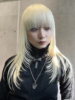 キャロルガーデンズ ボコカ 表参道(Carroll Gardens bococa) ブリーチ抜きっぱなし/レイヤーカット/ブロンド azu