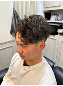 スパイキーショート/スペインカール<理容室>[メンズ/床屋/神田]