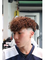 スキル(SKILL)&nbsp;【SKILL】メンズカット/パーマ/ブリーチ/眉毛/フェザーショート