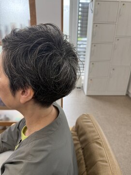 グロウトヨサキワン(GLOW TOYOSAKI ONE) 丸みたっぶりベリーショート