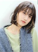 イヤリングカラー ベージュ系 ダブルカラー ミディアムボブ
