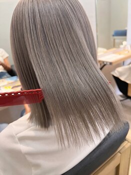 リバティ(liberty)の写真/高発色×透明感で理想の髪色に♪柔らかいナチュラルな雰囲気で、スタイルを活かすデザインカラーをご提供◎