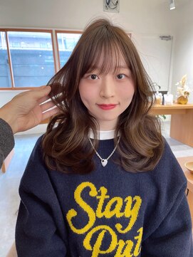 クシェル(kuschel) ミディアムレイヤーカットx似合わせカットx大人ガーリー韓国巻き