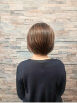 ヴィソップ(V.S.O.P)&nbsp;40代50代に人気若々しい血色感カラー【白髪ぼかしショート】