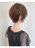 大人可愛いくびれショートボブ