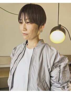 ビスチェ(Vische) 大人ショートヘア