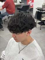 オーバルバイアピッシュ(OVARL by apish)&nbsp;フェザーパーマメンズパーマシャドウパーマ波巻きパーマ