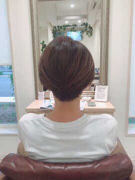 アドラーブル はなみずき店(adorable) 【ハンサムショート】小顔 20代30代40代