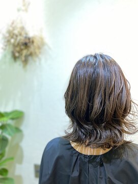 エン(en) マロンベージュ