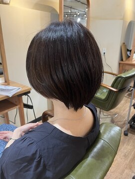 オーストヘアジジ(Aust hair Gigi) 小顔に見せる大人ショート！