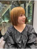 切りっぱなしハイトーンボブ