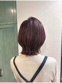 深みボルドーカラー×外ハネくびれボブ
