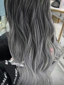 エープラスビューティー(A+beauty)の写真/自社ブランドの羽エクステで、あなたの髪に特別な輝きを！低価格で高品質な体験をお見逃しなく☆