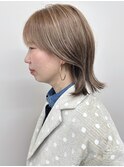 ＊外ハネミディアムボブデベージュカラーひし形くびれミディアム