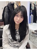 ミディアムレイヤーロングレイヤーカット顔周りオリーブベージュ