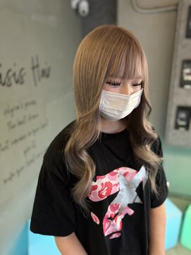 ラニシス ヘアー(Lanisis Hair) プルシールエクステでロングに!