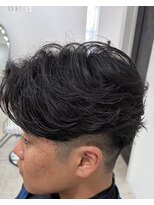 ベル 桑名(BHEL)&nbsp;桑名メンズパーマニュアンスパーマフェザーパーマセンターパート