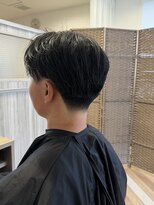 アライズ(ARISE) 低め刈り上げセンターパート