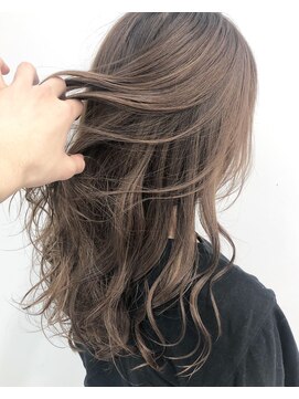 アライブ キチジョウジ(ALIVE Kichijoji) 【ALIVE吉祥寺】シアーベージュハイライトカラー