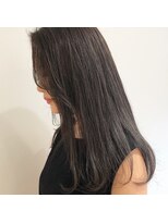 エミィ(emme)&nbsp;【emme】うるつや×大人ストレート［立川/立川駅/髪質改善］