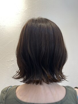 タエビスアリッサム(Taebis Alyssum) 透明感カラーくびれショート