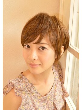 ハウスアンドヘアーワークス(House&Hair works) 前髪長め大人小顔ショート30代40代50代 藤沢