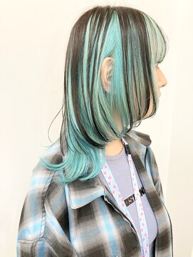 ラフ 原宿(L.a.a.g.f harajuku) ターコイズブルー インナーカラー@原宿