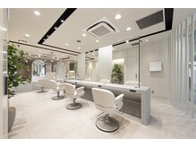 タヤ 麹町店(TAYA)の雰囲気（サンドベージュを基調としたゆったりとした上質な空間☆）