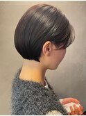 ショートヘアー ブラウンカラー 前髪カット 顔まわり 韓国風