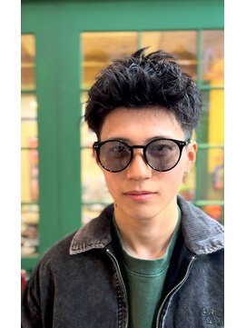 フッドウルフ(HOODWOLF) 冬春のスパイキーピンパーマ