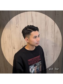 ピヴォヘアー(pivo hair) メンズカット　バーバーカット　アイビーカット　コームオーバー
