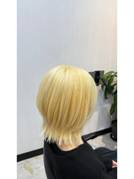 ヘア メルト(Hair Melt) 抜きっぱなしショートヘア