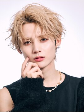 リップス 渋谷(LIPPS) ブロンドフェザーショート