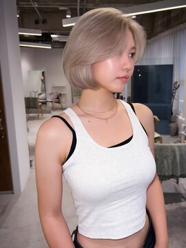 キオクエコ(KIOX eko) ケアブリーチ/デザインカラー/レイヤーカット/髪質改善