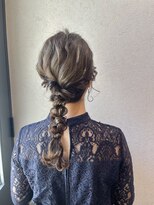 シャルムバイケンジ(Charm.by KENJE)&nbsp;【ローポニーテール】結婚式/銀座/ヘアセット/アレンジ