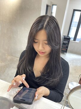 ブリーチなし透明感dark graigeかける×layer cut