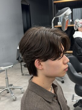 オーバルバイアピッシュ(OVARL by apish) フェザーパーマ/毛流れパーマ人気パーマ