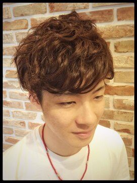 トモリヘアルーム (tomori Hair room) ツーブロック&ニュアンスパーマ・スタイル