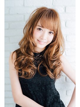 ラクシス 新都心店(Luxis) 【Luxis 山内伸也】抜け感のある巻き髪スタイル