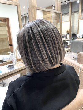 ジゼル(gisele) （小山）黒染め履歴からのバレ