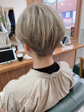 ビーチ ヘア メイク 綱島店(BEACH hair make) ハイトーン/刈り上げショート/マッシュヘアー/ブロンドヘア/艶感