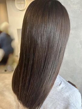 レオン(Re:ON) フォギーグレージュ