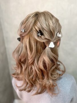 フェリーチェ(Felice) ハーフツイン　ハーフアップ　イベントヘア　可愛い　フェミニン