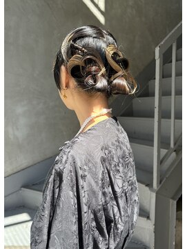 ビビト(bibito) bibito ヘアセット ヘアアレンジ タイト ツイン
