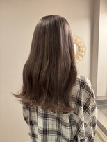 チャプター 問屋町(chapter)&nbsp;ケアブリーチミルクティーベージュカラーレイヤーカット韓国ヘア