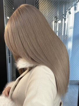 ネハス(nehus.) ミルクティーベージュカラー/ウルフレイヤーロング/ボブルフ