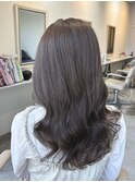 大人気の透明感あふれる透け感カラー！グレージュヘア！
